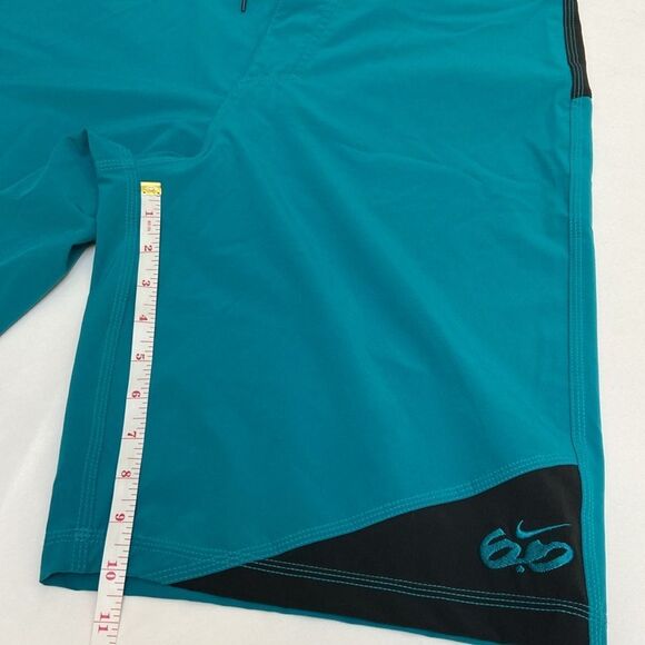Nike Blue Board Shorts size 30 - Picture 8 of 10